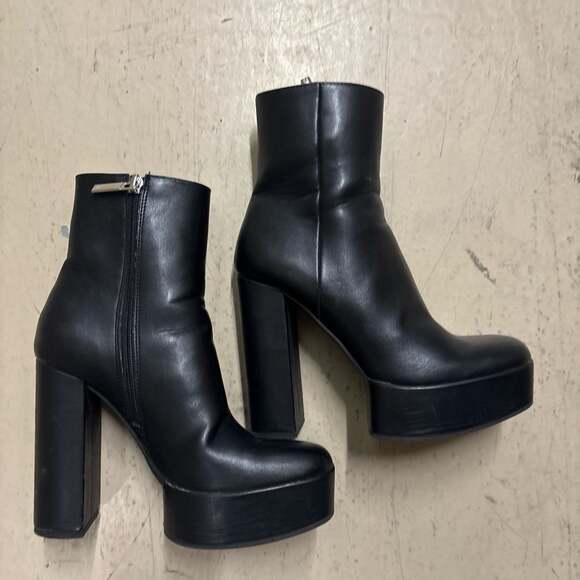 Zara Shoes - Zara faux leather Platform Boots, Zara 6.5 (fit...